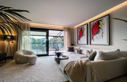 Resale - Apartment / flat - Marbella - Nueva Andalucía