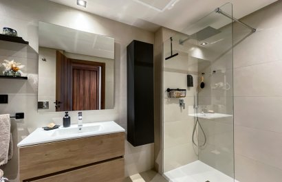 Resale - Apartment / flat - Marbella - Nueva Andalucía