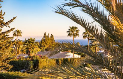 Resale - Villa - Marbella - Nagueles