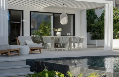 Resale - Villa - Marbella - Nueva Andalucía