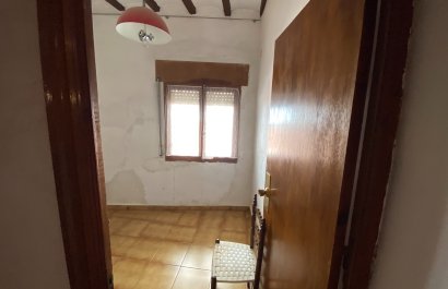 Resale - Townhouse / Duplex / Corner - Sax