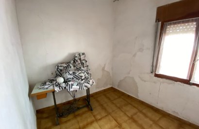 Resale - Townhouse / Duplex / Corner - Sax