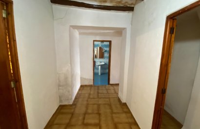 Resale - Townhouse / Duplex / Corner - Sax