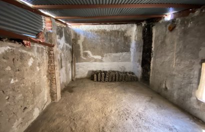 Resale - Townhouse / Duplex / Corner - Sax