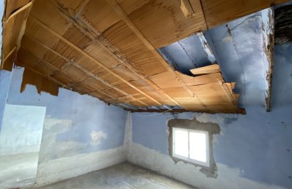 Resale - Townhouse / Duplex / Corner - Sax