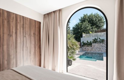 Resale - Villa - Marbella - Nueva Andalucía