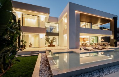 Resale - Villa - Marbella - Nagueles