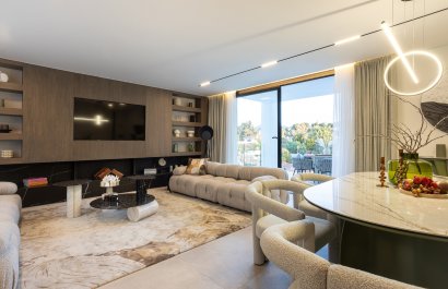 Resale - Villa - Marbella - Nueva Andalucía