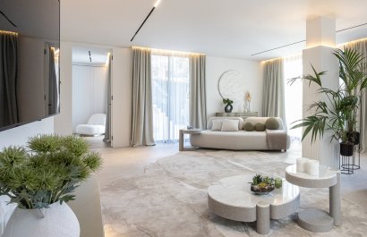 Resale - Villa - Marbella - Nueva Andalucía