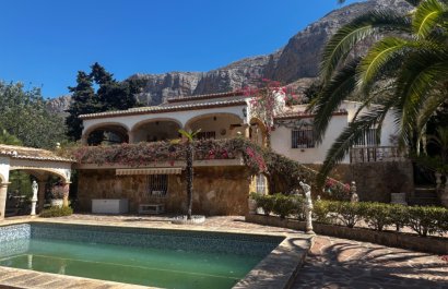Resale - Villa - Jávea - Montgó