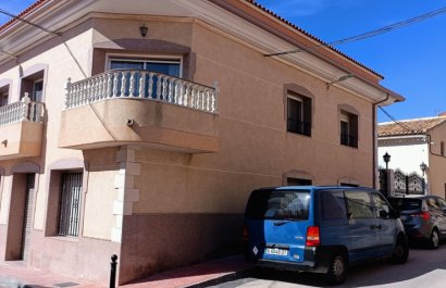 Reventa - Townhouse / Duplex - Algueña