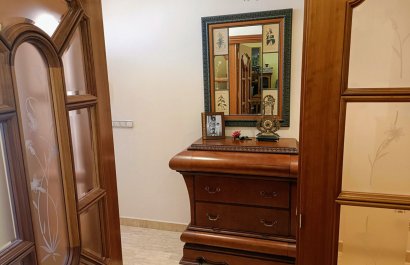 Reventa - Townhouse / Duplex - Algueña