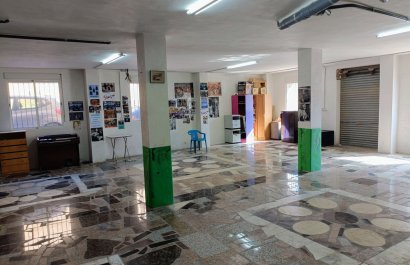 Reventa - Townhouse / Duplex - Algueña