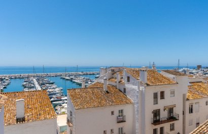 Resale - Apartment / flat - Marbella - Puerto Banús