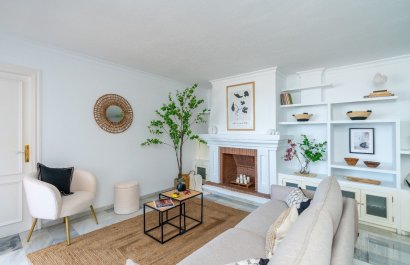 Resale - Apartment / flat - Marbella - Puerto Banús