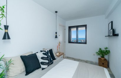 Resale - Apartment / flat - Marbella - Puerto Banús