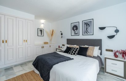 Resale - Apartment / flat - Marbella - Puerto Banús