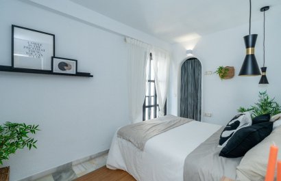 Resale - Apartment / flat - Marbella - Puerto Banús
