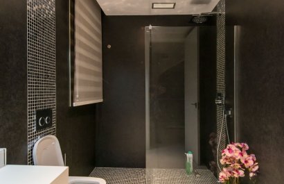 Resale - Villa - Calpe - Zona Puerto Blanco - Maryvilla