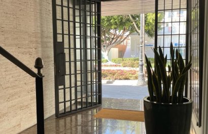 Resale - Apartment / flat - Marbella - Center