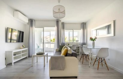 Resale - Apartment / flat - Marbella - Nueva Andalucía