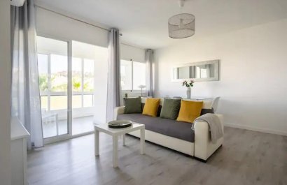 Resale - Apartment / flat - Marbella - Nueva Andalucía