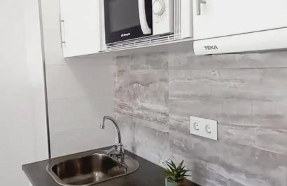 Resale - Apartment / flat - Marbella - Nueva Andalucía