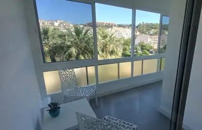 Resale - Apartment / flat - Marbella - Nueva Andalucía