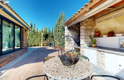 Resale - Villa - San Juan - San Juan de Alicante