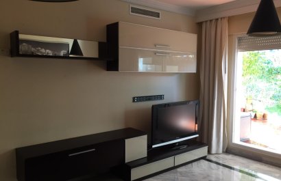 Resale - Apartment / flat - Marbella - Nueva Andalucía