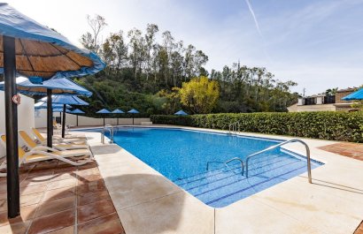 Resale - Apartment / flat - Benahavís - Los Arqueros