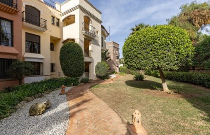 Resale - Apartment / flat - Benahavís - Los Arqueros
