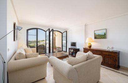 Resale - Apartment / flat - Benahavís - Los Arqueros