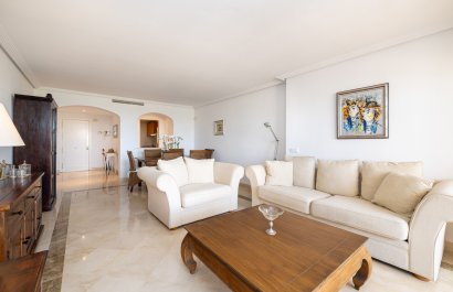 Resale - Apartment / flat - Benahavís - Los Arqueros