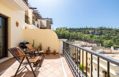 Resale - Apartment / flat - Benahavís - Los Arqueros
