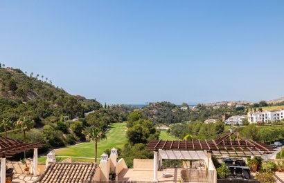 Resale - Apartment / flat - Benahavís - Los Arqueros