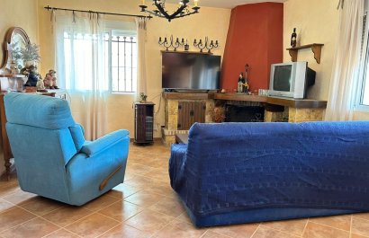 Reventa - Villa - San Miguel de Salinas - Urbanizaciones