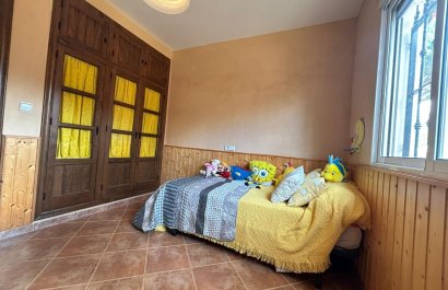 Reventa - Villa - San Miguel de Salinas - Urbanizaciones