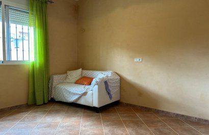 Reventa - Villa - San Miguel de Salinas - Urbanizaciones