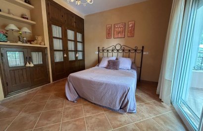 Reventa - Villa - San Miguel de Salinas - Urbanizaciones