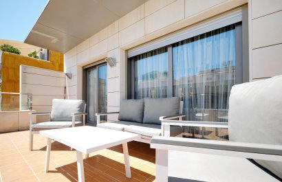 Resale - Apartment / flat - Torrevieia - Center