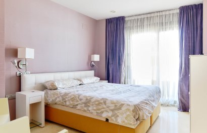 Resale - Apartment / flat - Torrevieia - Center