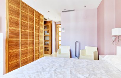 Resale - Apartment / flat - Torrevieia - Center