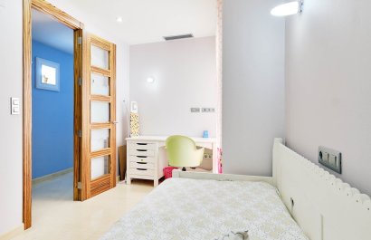 Resale - Apartment / flat - Torrevieia - Center