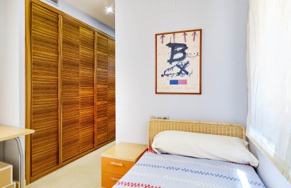 Resale - Apartment / flat - Torrevieia - Center