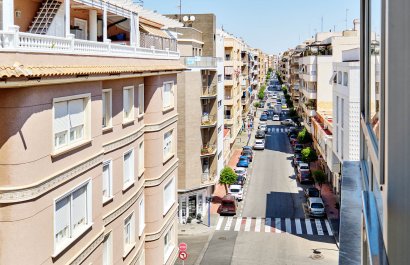 Resale - Apartment / flat - Torrevieia - Center