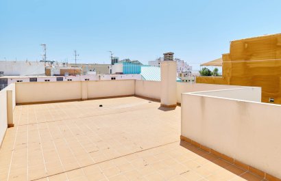 Resale - Apartment / flat - Torrevieia - Center