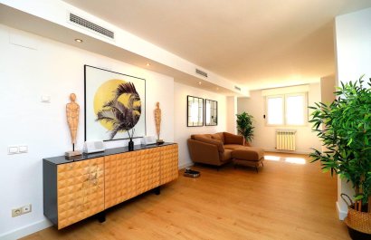 Resale - Villa - Orihuela Costa - Campoamor