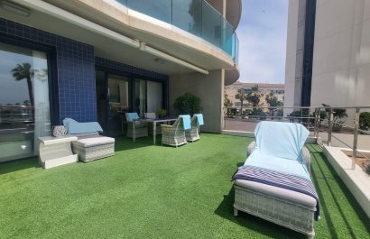 Resale - Apartment / flat - Torrevieia - Punta Prima