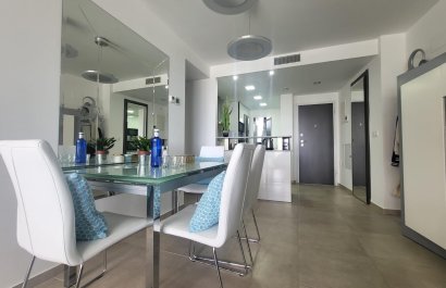 Resale - Apartment / flat - Torrevieia - Punta Prima